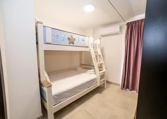 Bright & Cozy - By Hostmt Apartment *