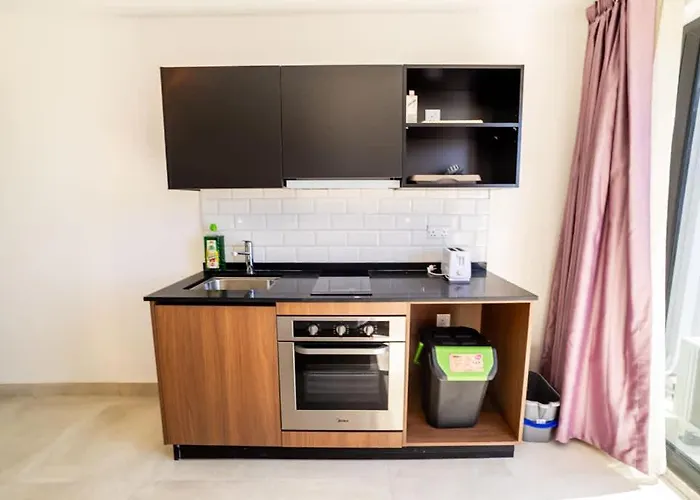 Appartement Bright & Cozy - By Hostmt St. Paul's Bay