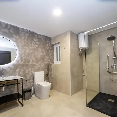 Bright & Cozy - By Hostmt * סיינט פול ביי